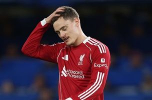 Chiến Thuật và Phong Cách Chơi Đặc Trưng của Cầu thủ Adisorn Promrak