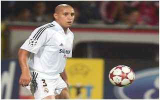 Roberto Carlos là hình mẫu tiêu biểu của hậu vệ cánh tấn công hiện đại